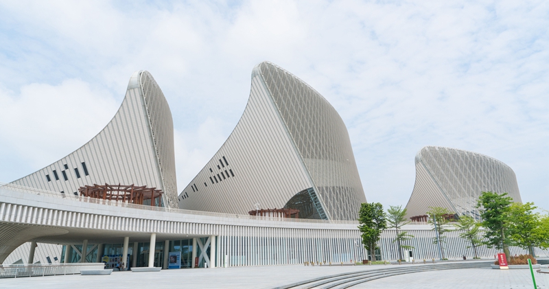 福建海峡文艺中心